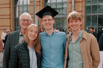 Absolventenfeier 2024 Hochschule Düsseldorf (HSD)
